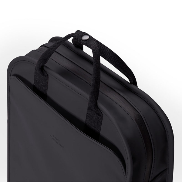 Ucon Acrobatics, Rucksack Mini Alison Lotus Serie schwarz, seitliches Detail